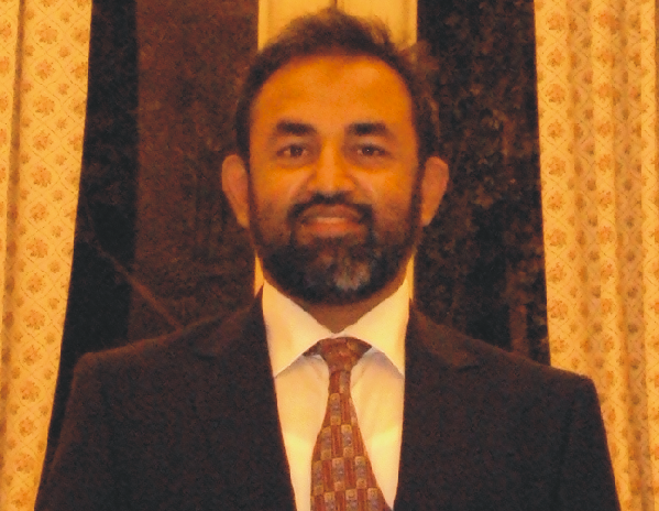 Portrait of Dr Naseem Uddin